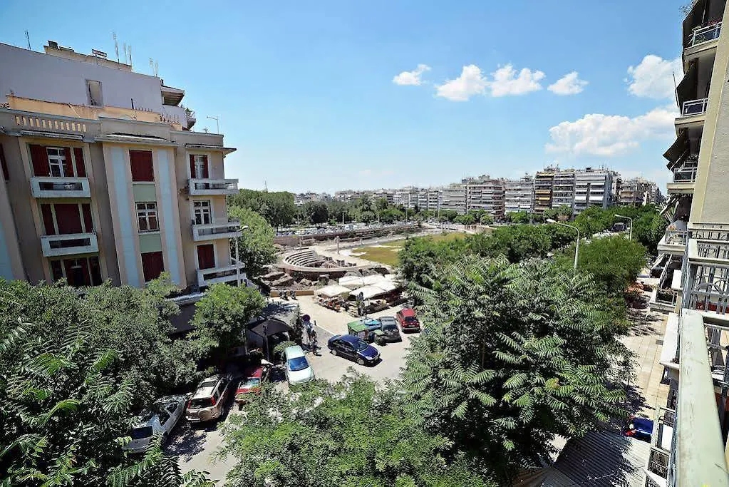 Orestias Kastorias Thessaloniki 2*,